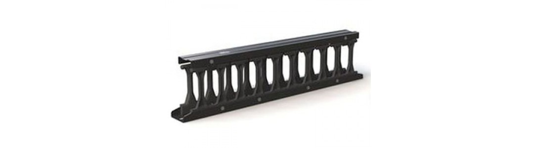 Kabelska vodila - horizontalna, kovinska - 1U - 3U, črna, aluminijasto dno